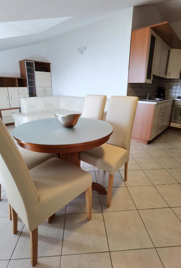 Apartment Skaline Malinska Extérieur photo
