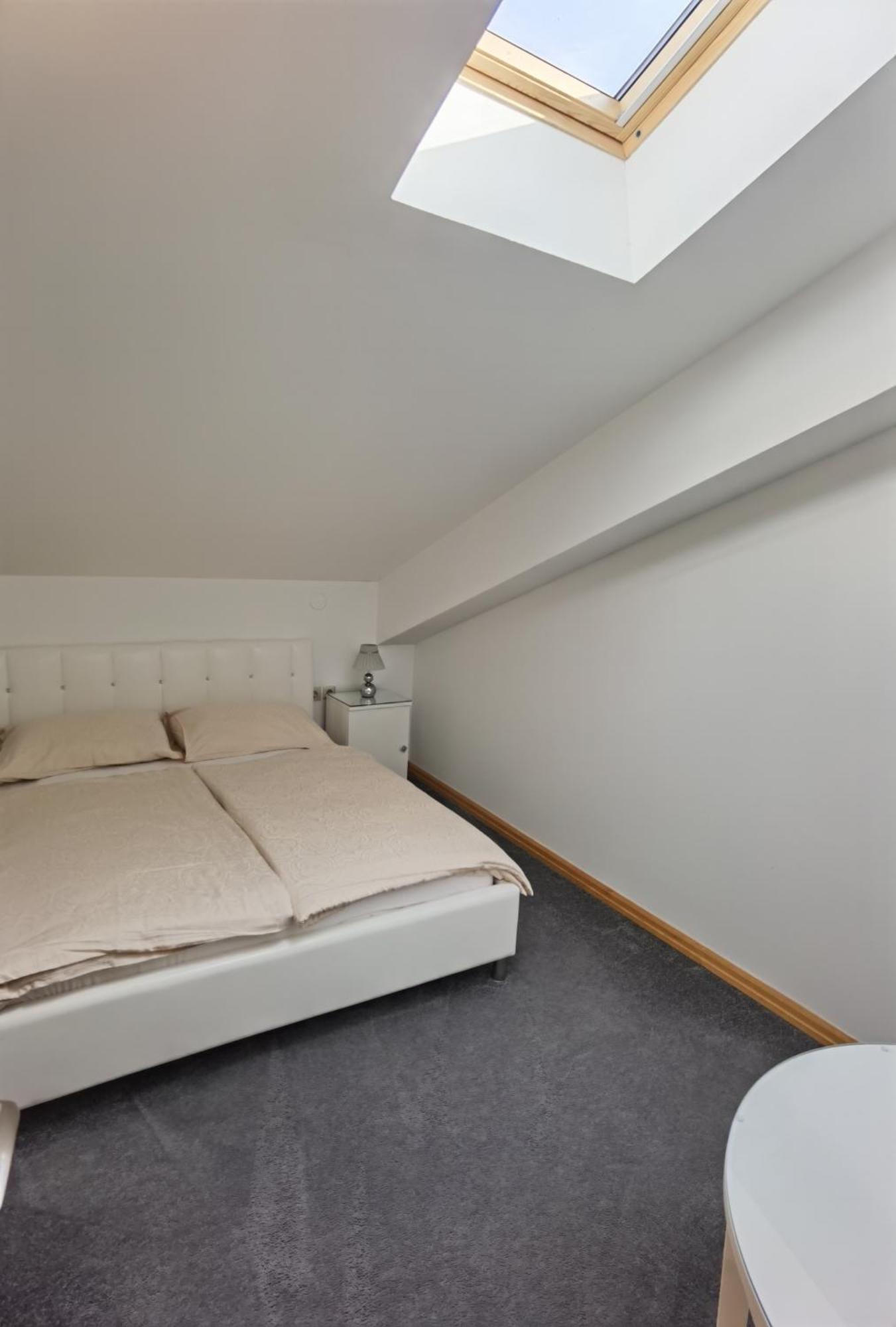 Apartment Skaline Malinska Chambre photo